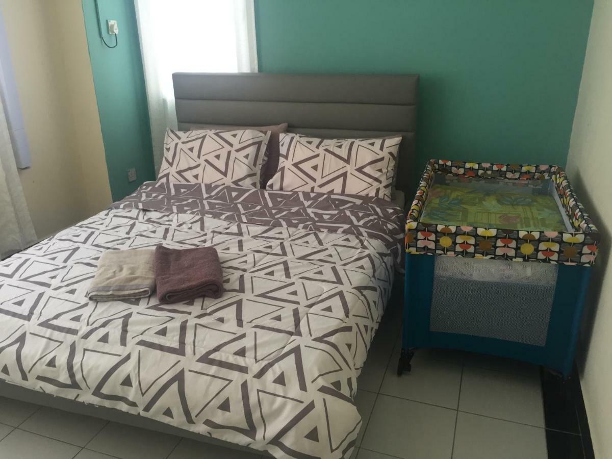 Appartement avec 3 chambre Bandar Seri Begawan Extérieur photo