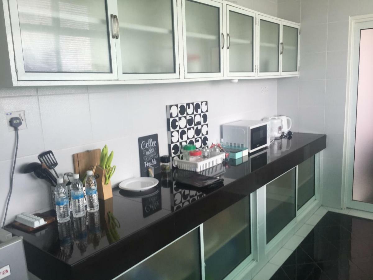 Appartement avec 3 chambre Bandar Seri Begawan Extérieur photo